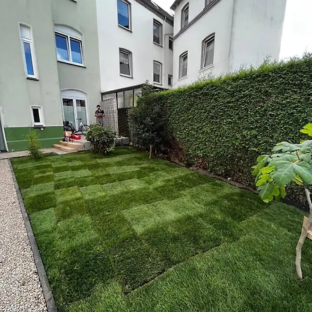 Rotterdam: Messe/business/fewo Lodge *