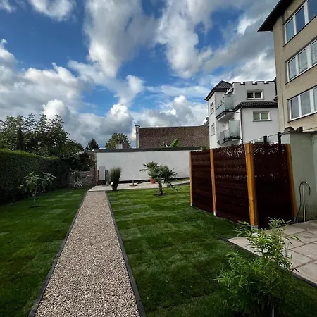 Rotterdam: Messe/business/fewo * Hilden