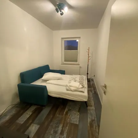 Lodge Rotterdam: Messe/business/fewo Hilden