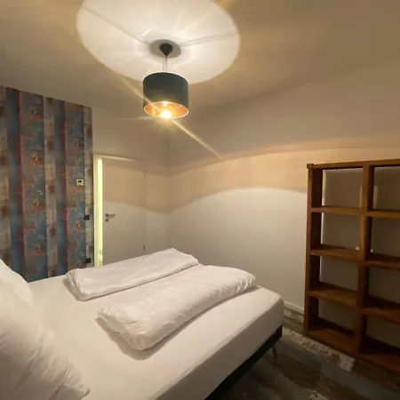 Rotterdam: Messe/business/fewo Lodge