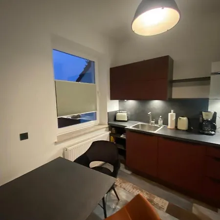 Rotterdam: Messe/business/fewo * Hilden