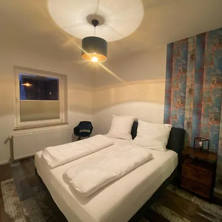 Lodge Rotterdam: Messe/business/fewo Hilden