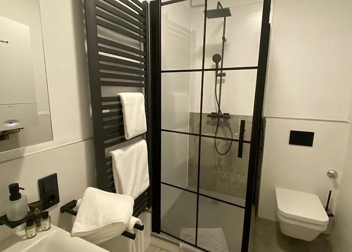 Lodge Rotterdam: Messe-, Business-, Ferienwohnung Hilden