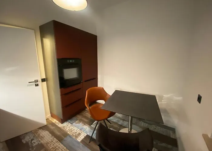 Lodge Rotterdam: Messe-, Business-, Ferienwohnung Hilden