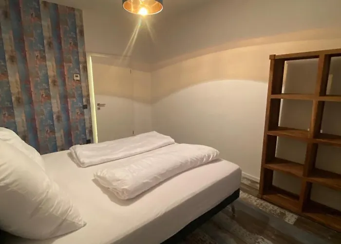 Rotterdam: Messe-, Business-, Ferienwohnung Hilden